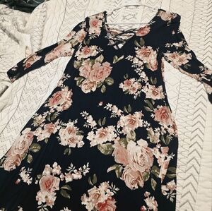Womens 3/4 length sleeve floral dress